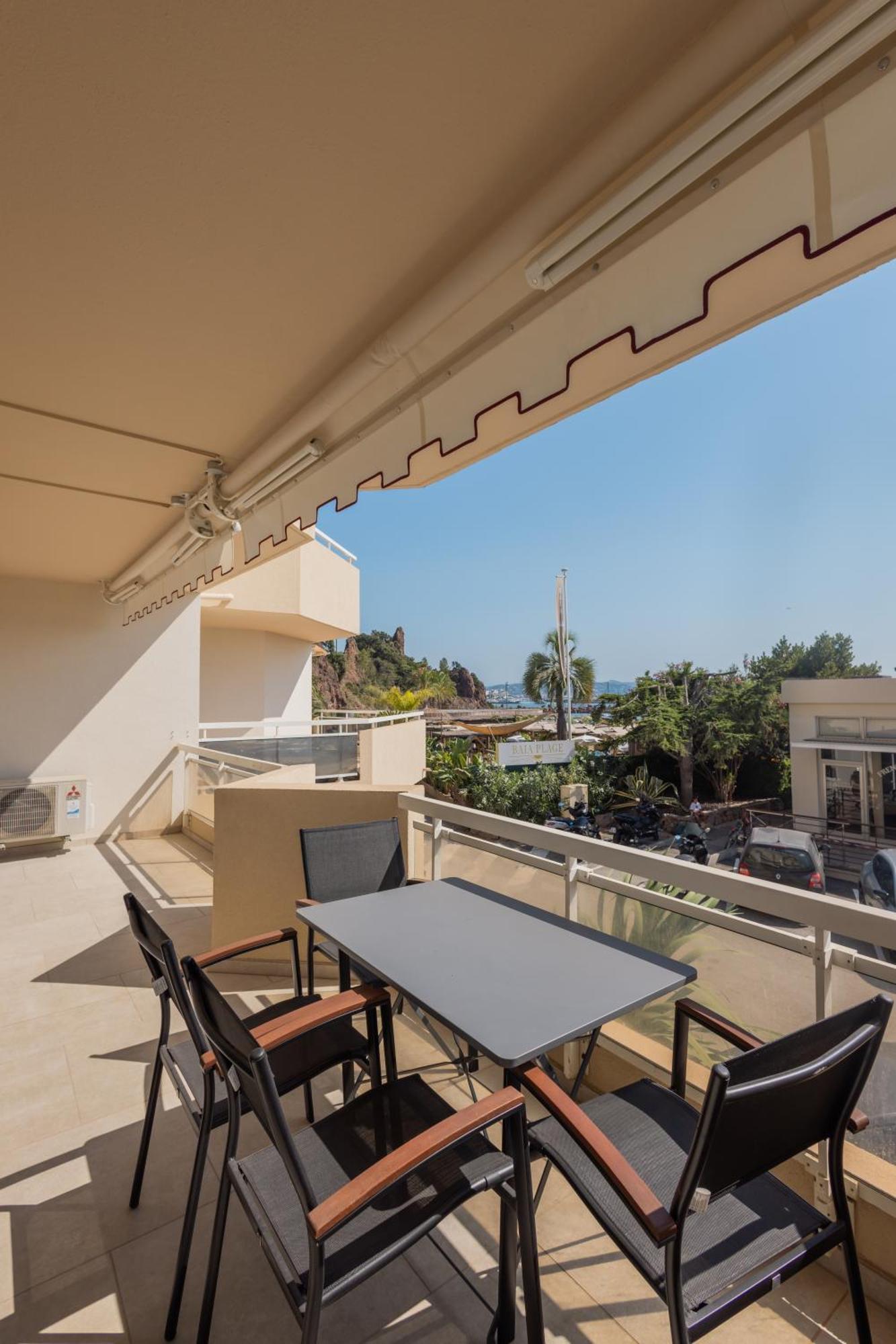Riviera Beach Hotel Mandelieu Kültér fotó