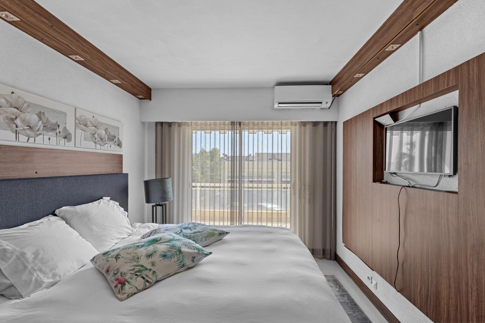 Riviera Beach Hotel Mandelieu Kültér fotó